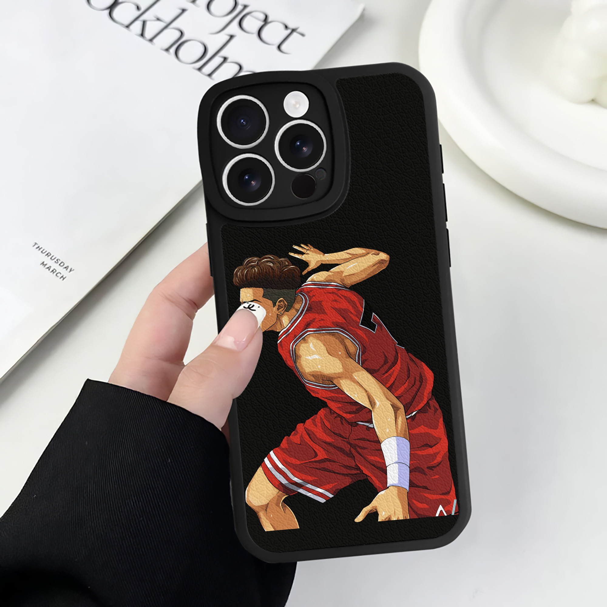 （画像用） SLAM DUNK／スラムダンク 【iPhone 16シリーズ対応】シリコンスマホケース（レザー調） 材質：シリコン